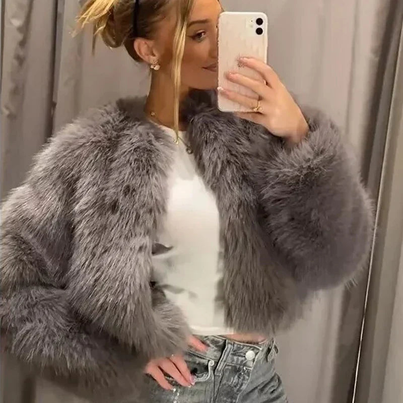 WW | Elegant Plush Faux Fur Coat