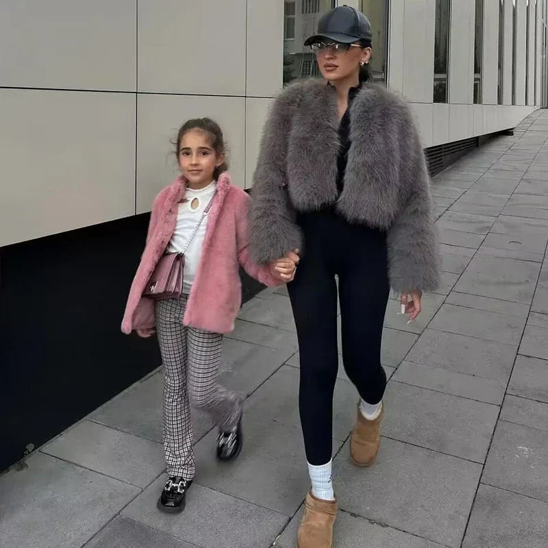 WW | Elegant Plush Faux Fur Coat