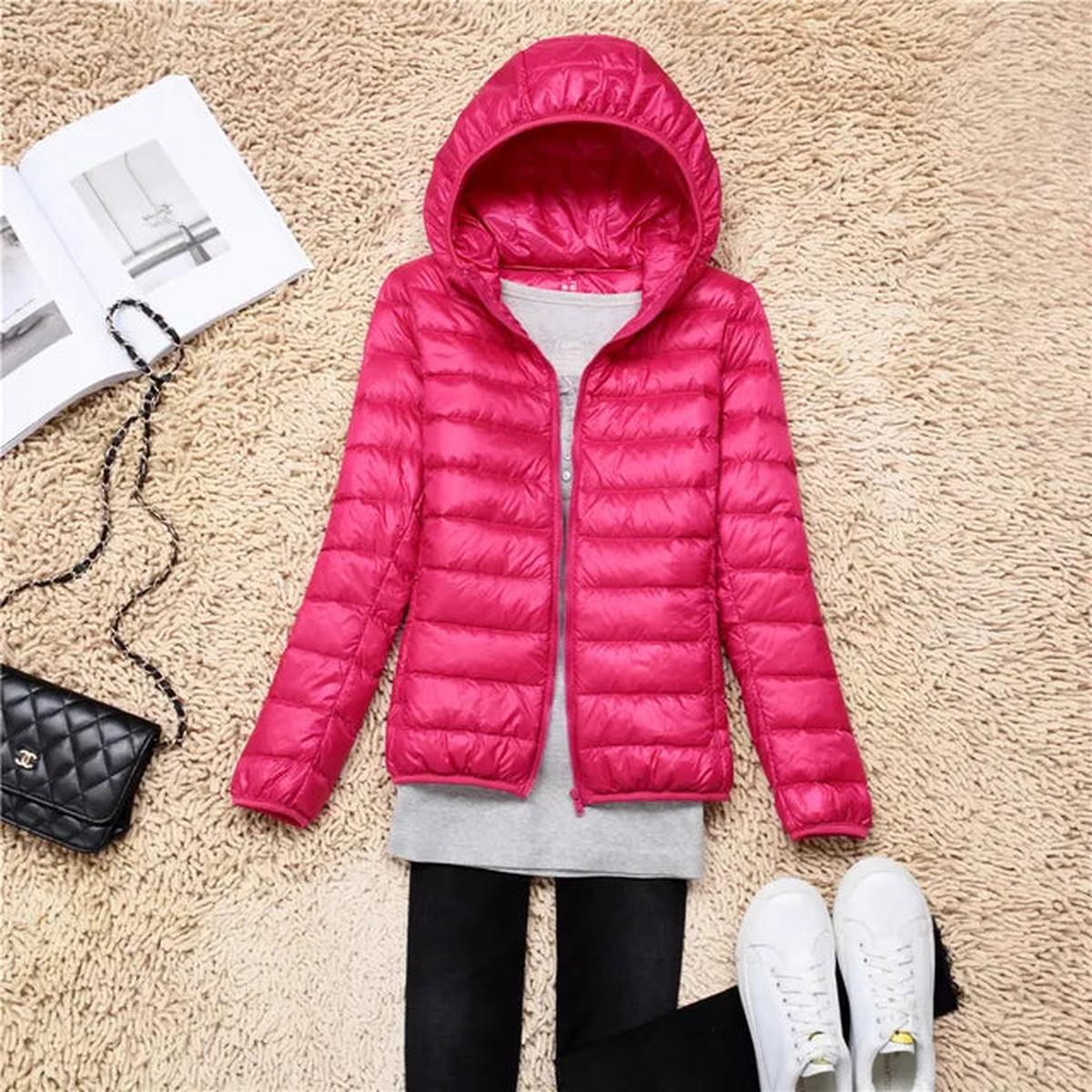 WW | Ultralight Packable Hooded Down Jacket