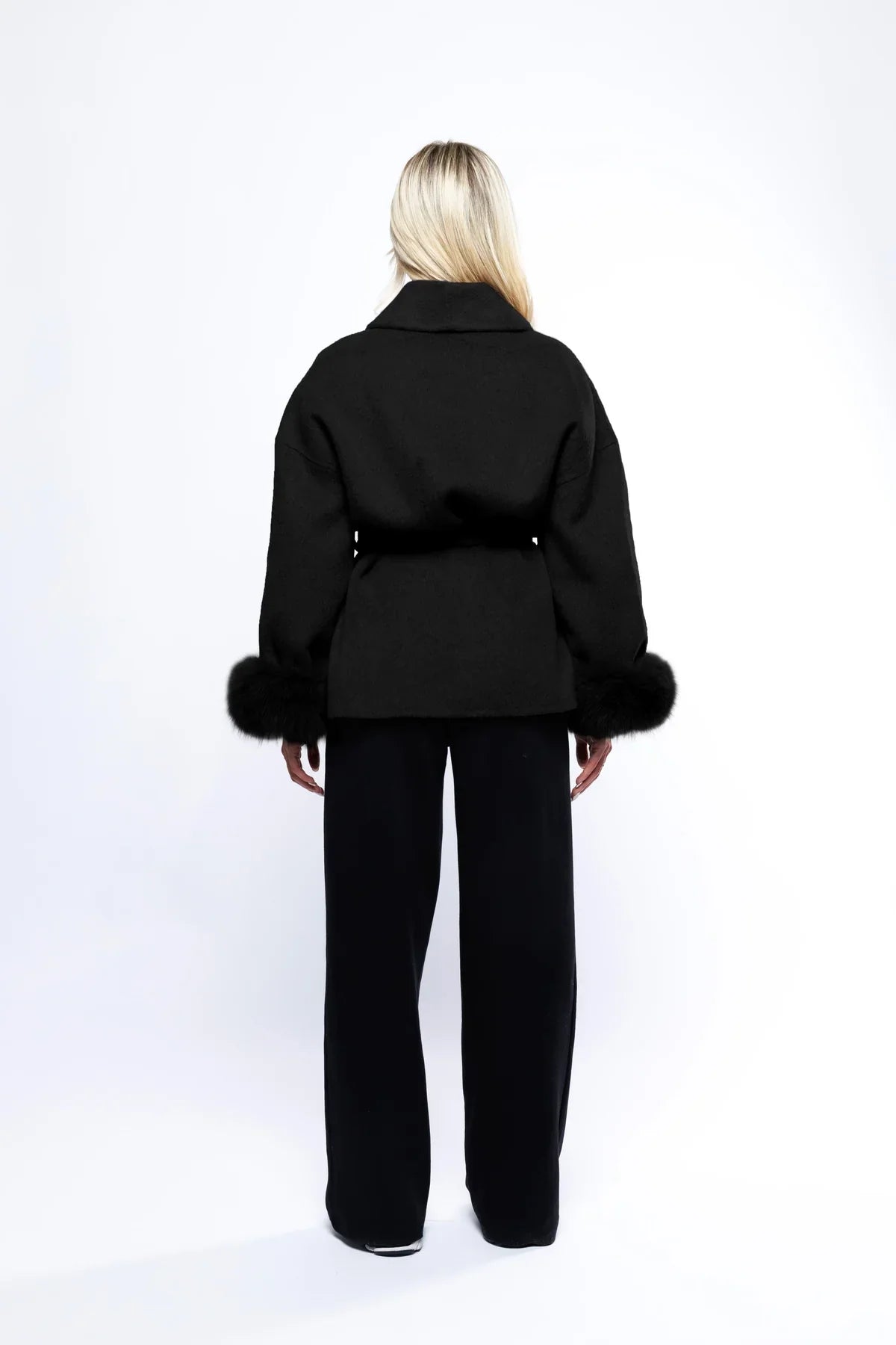 WW | Damen Wickelmantel mit luxus Kunstfell und zeitlosem Design