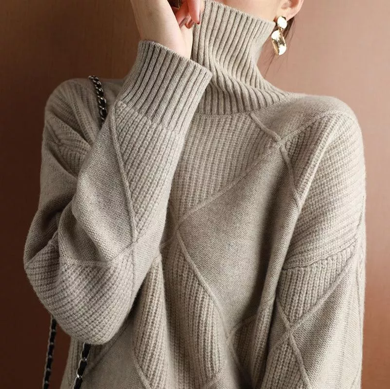 WOLF Hannover - Lose Rollkragenpullover Strickjacke