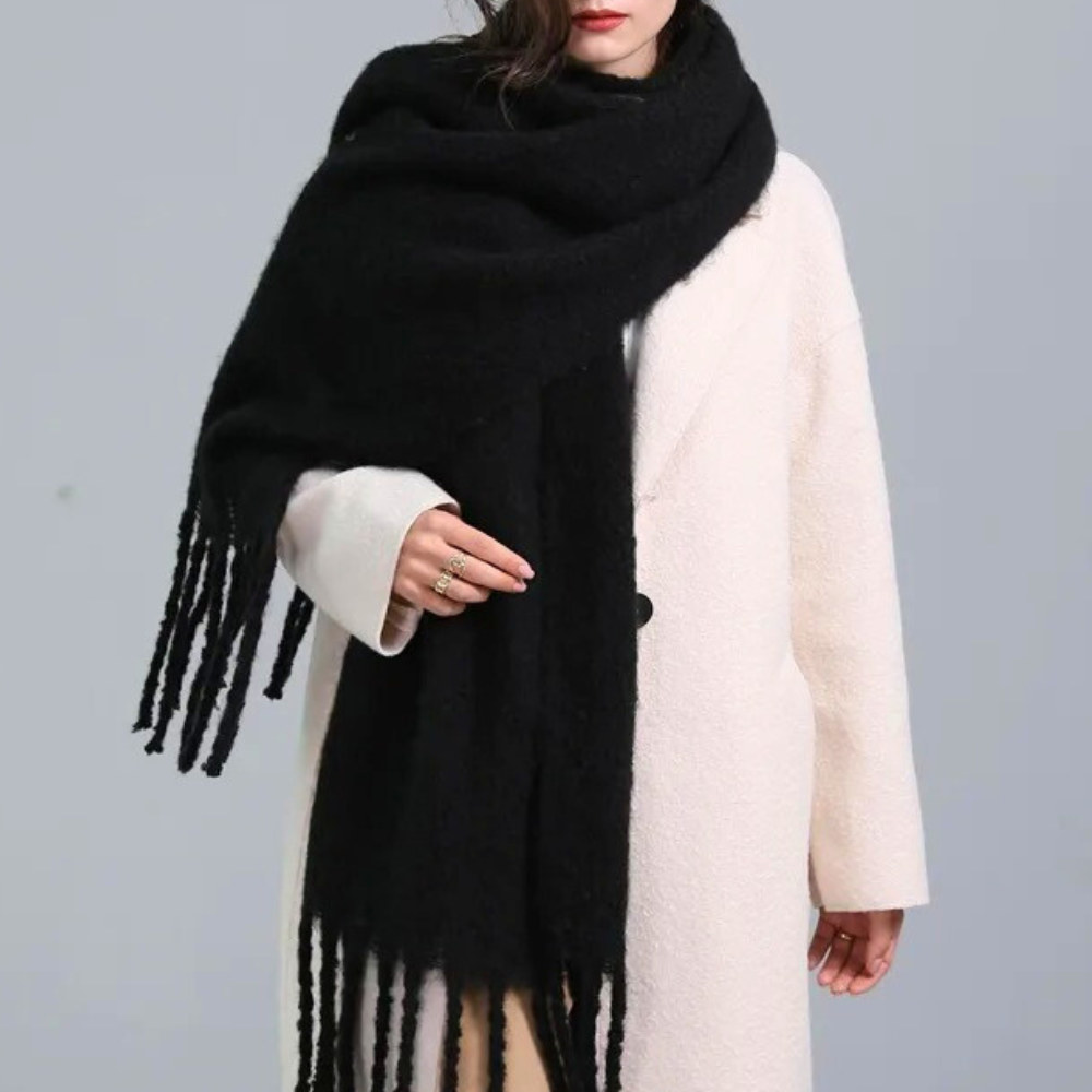 WW | Soft and stylish scarf for cold days