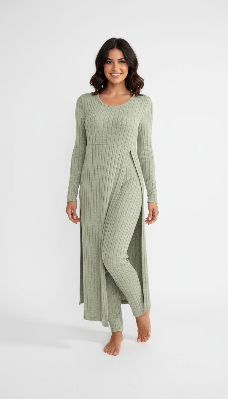 WW | Soft Knit Women's Set for Comfort and Elegance