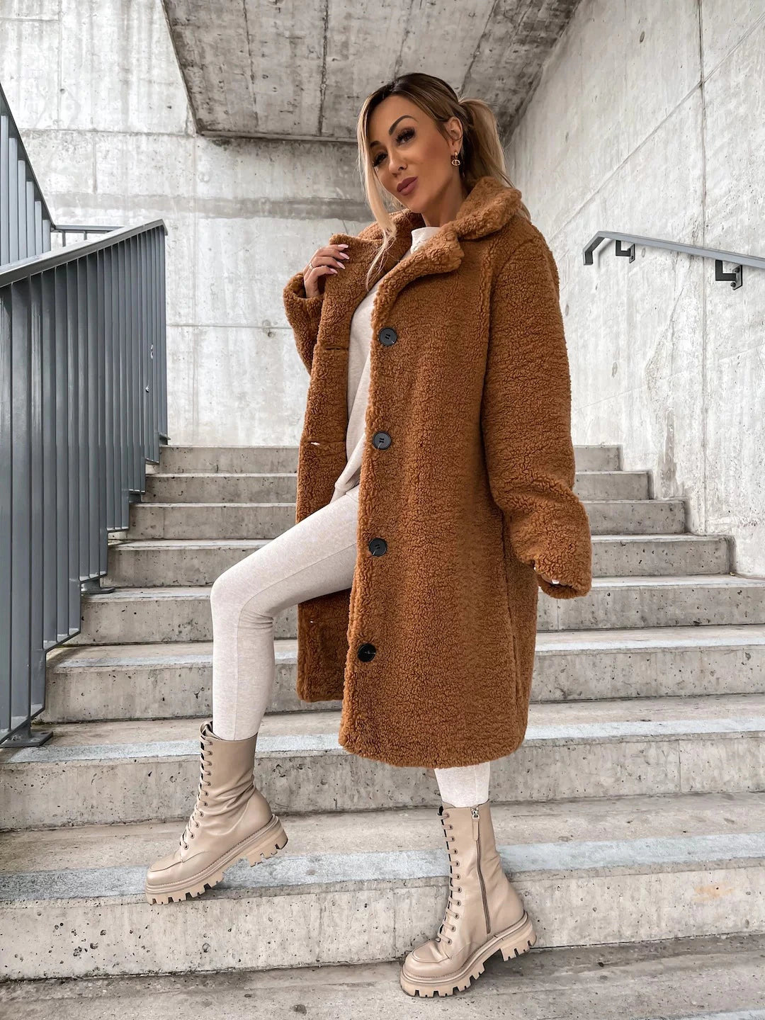 WW | Long Coat - Soft Teddy Fleece - Hood & Button Closure - Loose Fit