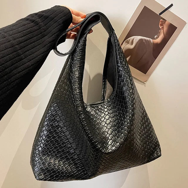 WW - Damen Vielseitige Schultertasche aus weichem Leder mit gewebtem Hobo-Design