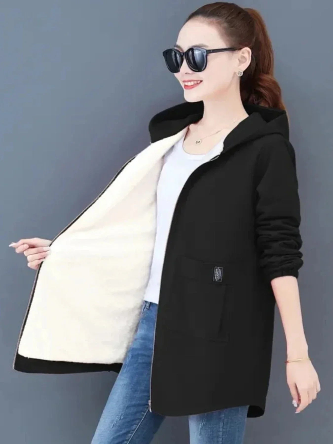 WW | Kapuzenmantel für Damen - schwarze Freizeitjacke