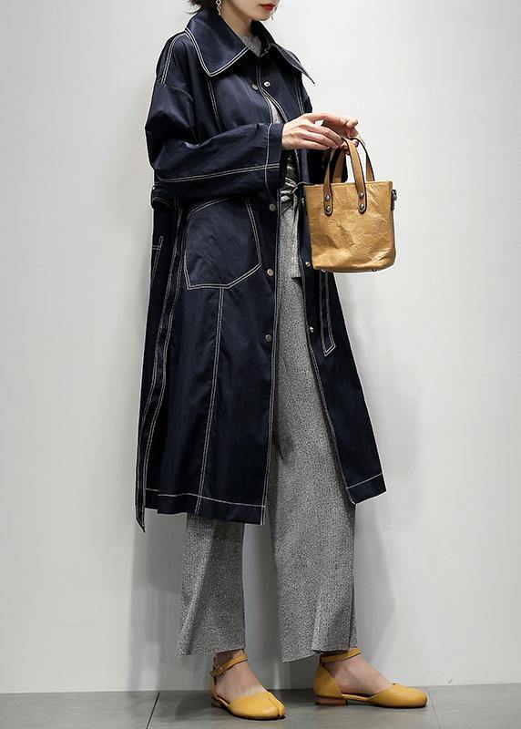 WW | navy fine coats with a slim tie-belt