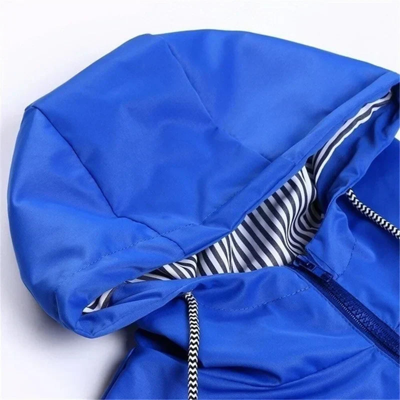 Rain jacket with hood and outer pockets