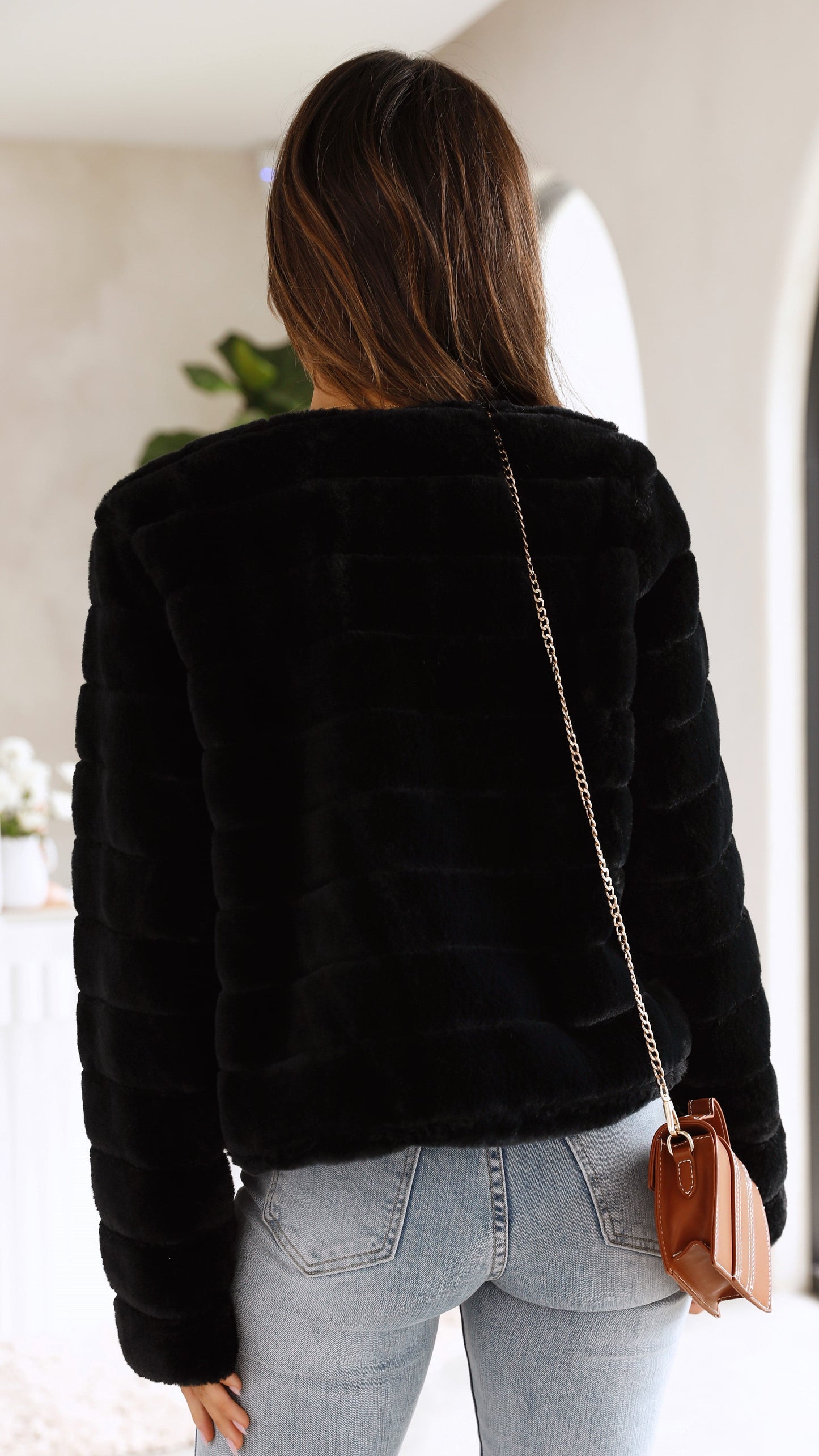 WW | Gestepptes Kunstpelz-Cropped-Jacke mit Offener Vorderseite - Strukturiert Passform für Stilvollen Komfort