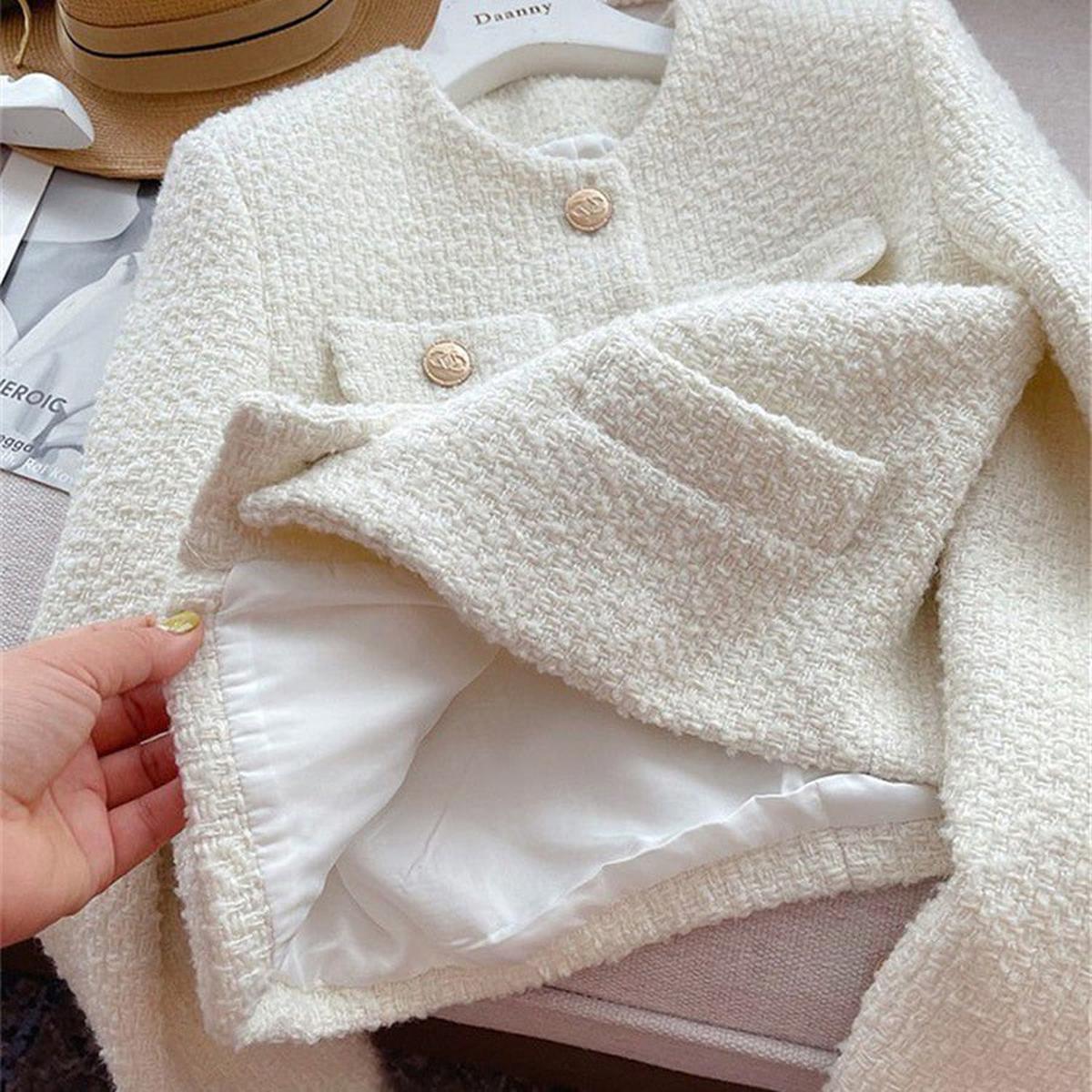 WW | Damen Tweed Jacke mit Rundhalsausschnitt und Knopf Leiste