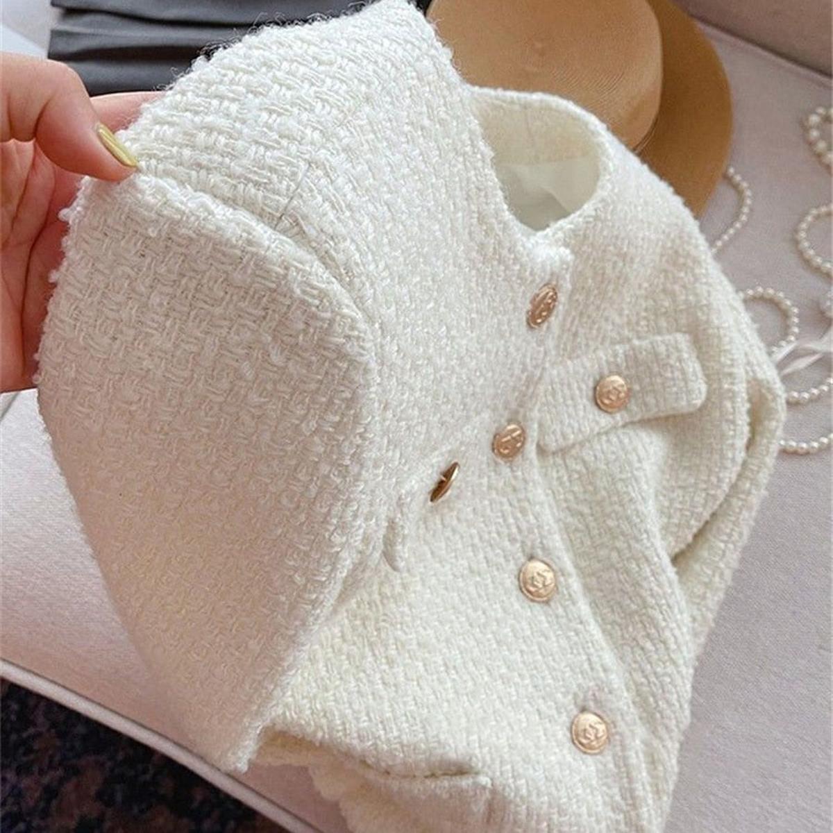 WW | Damen Tweed Jacke mit Rundhalsausschnitt und Knopf Leiste