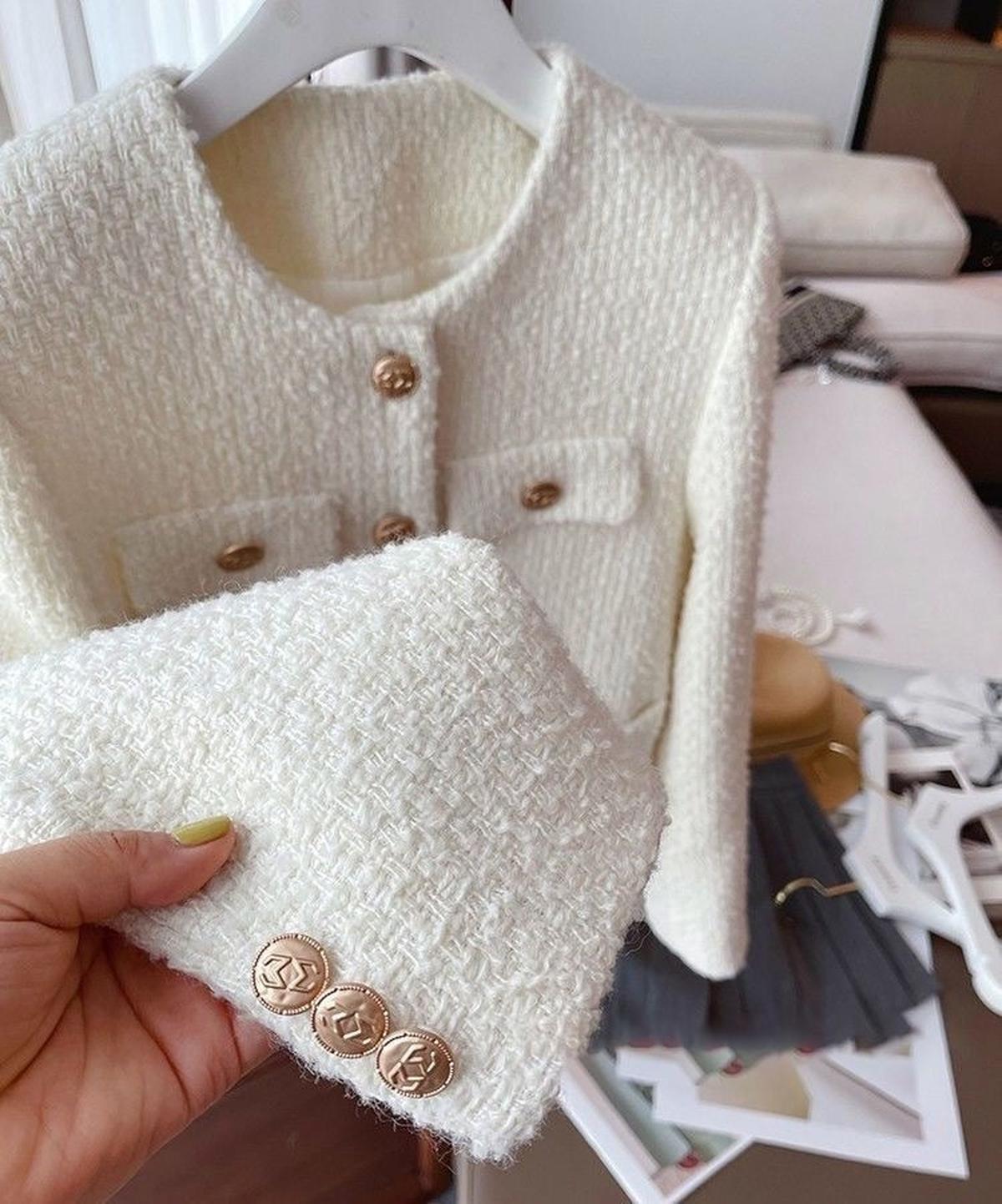 WW | Damen Tweed Jacke mit Rundhalsausschnitt und Knopf Leiste