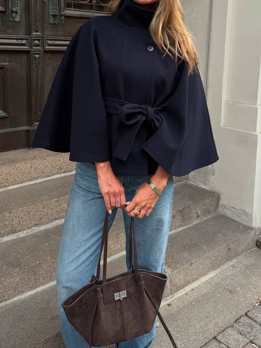 WW | Elegant Cape Jacket with High Collar
