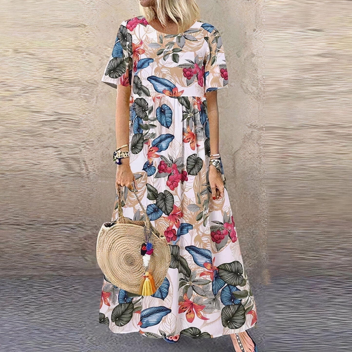 Lotte – Vibrant Floral Maxi Dress