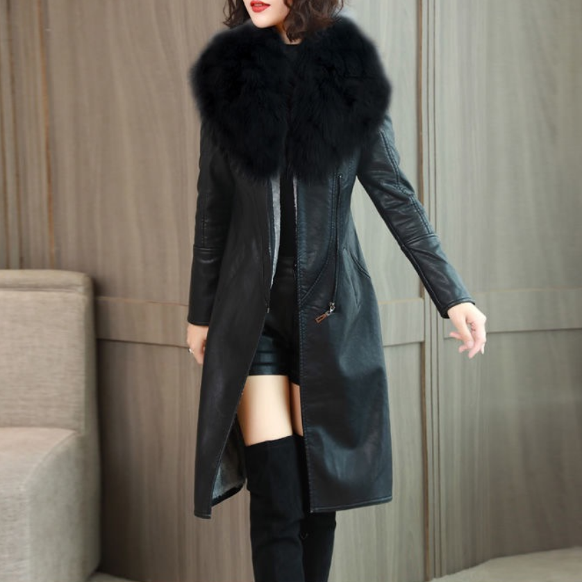 WW | Long Women's Coat with Fur Collar