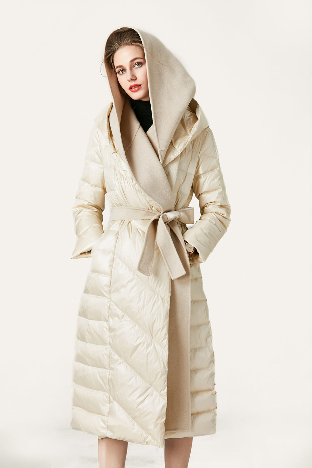 WW | Damen Lange Wattierte Pufferjacke mit Knöpfen und Kapuze Aus Faux-Fur