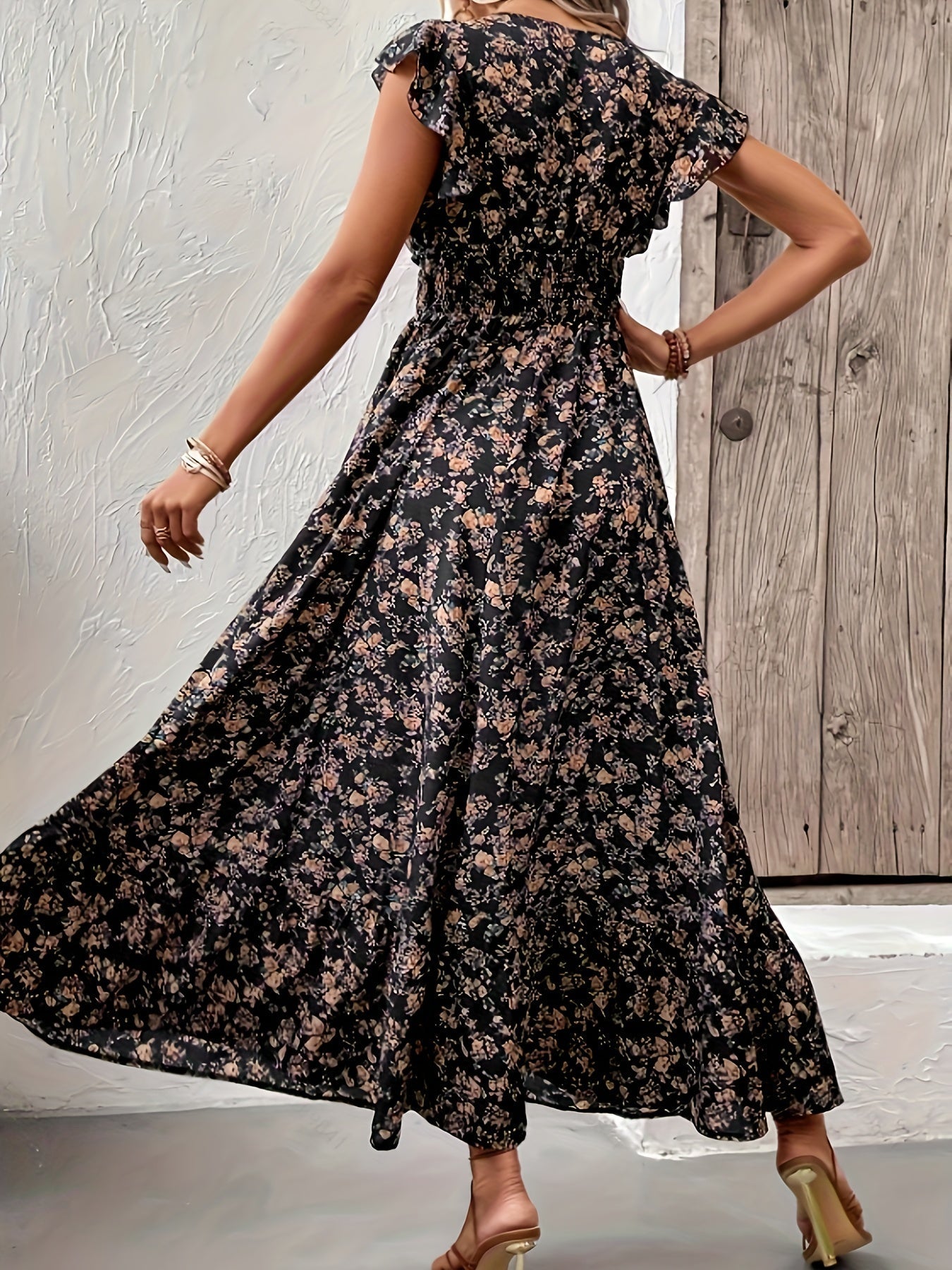 Jessa - Floral print dress with waist belt