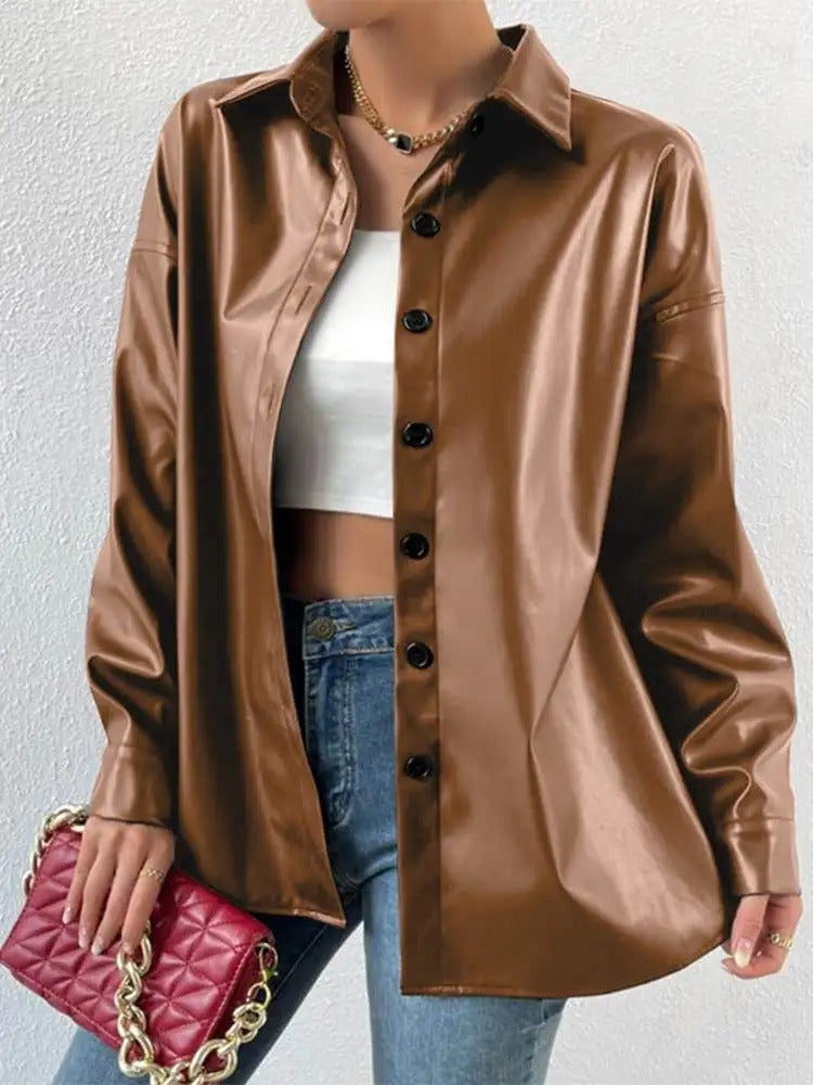 WW | Vintage leather bomber jacket with lapel collar and button closure