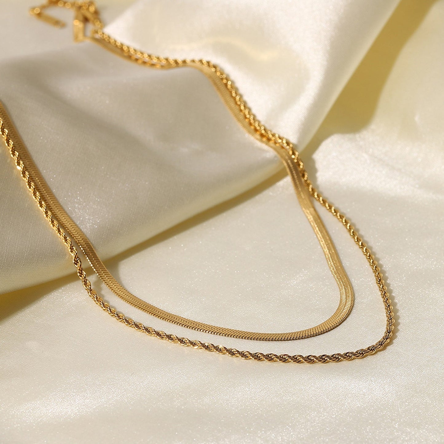 WW | Geschichtete Goldkette
