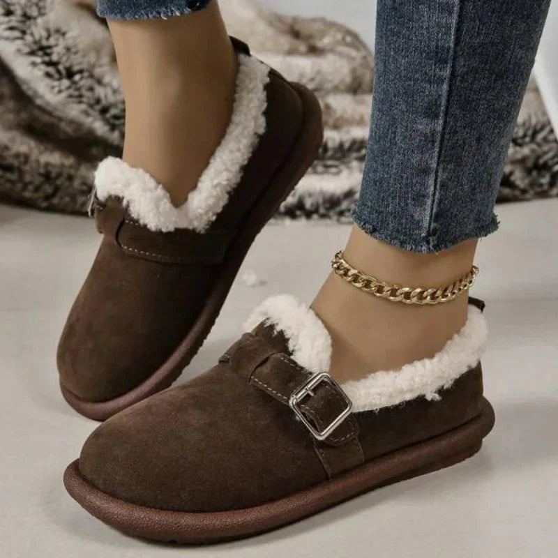 WW | Women's Plush Round-Toe Slippers