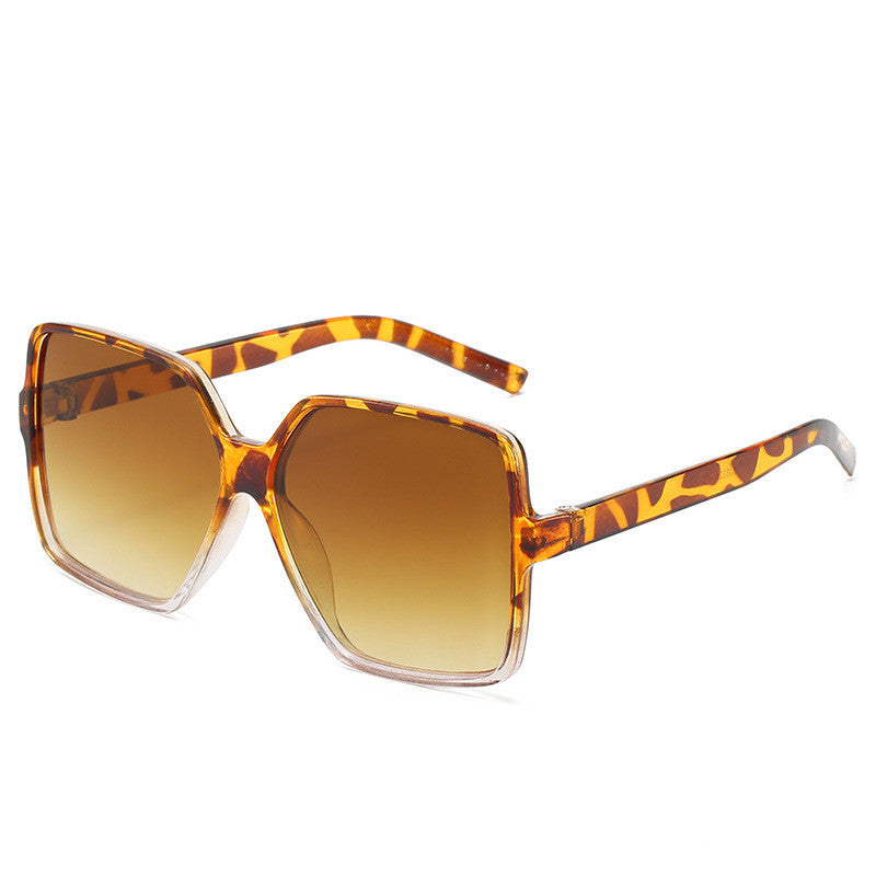 WW | Large Gradient Sunglasses for Women