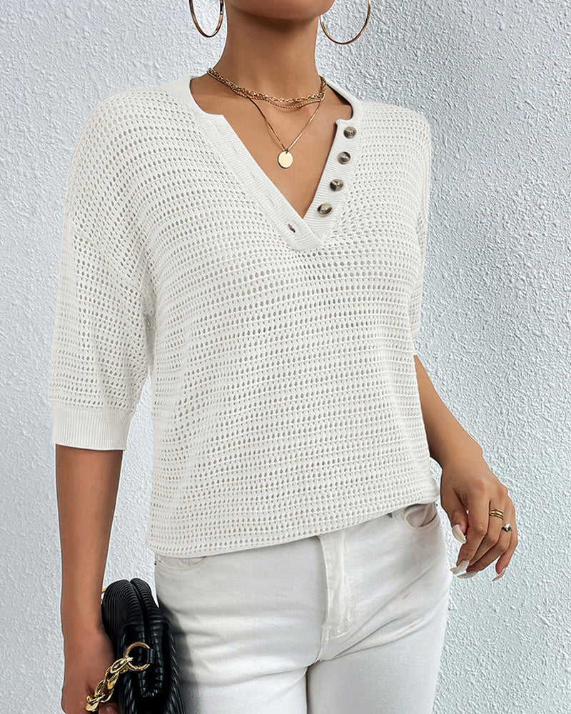 WW | Fashionable Top With Deep V-Neck