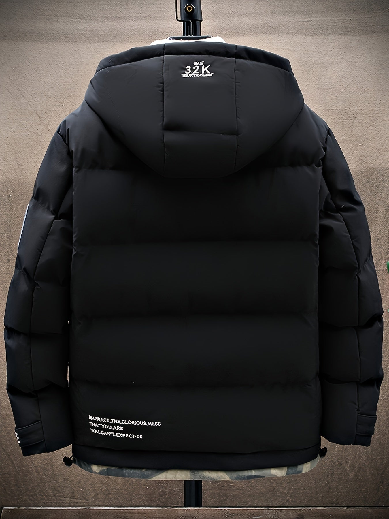 WW | Camouflage Hooded Winter Jacket for Men - Perfect for Outdoor Activities