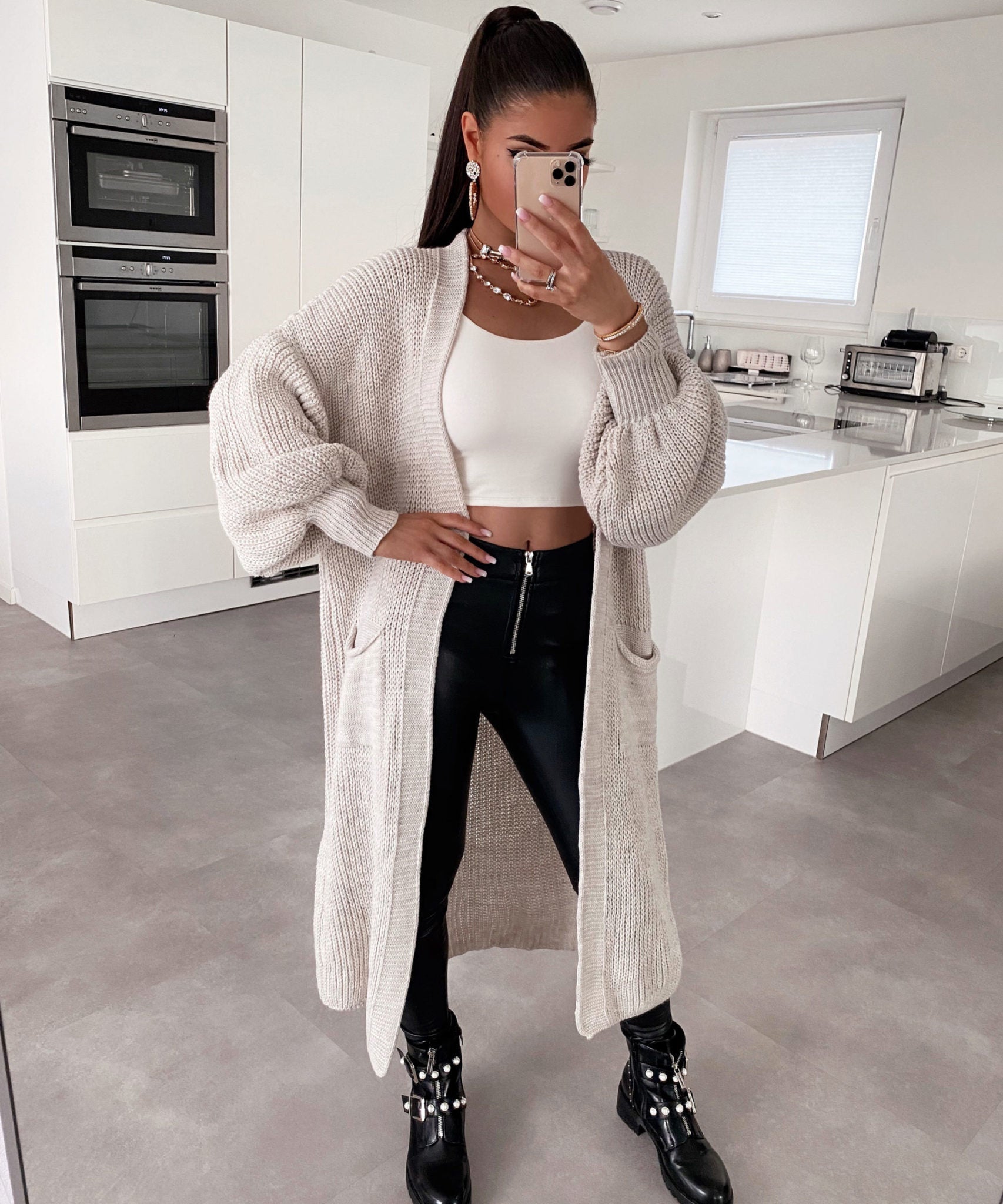 Selected Variant Image