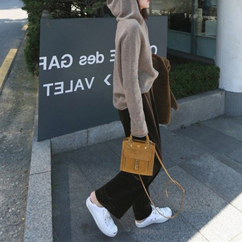 WW | Cozy Hoodie for Leisure