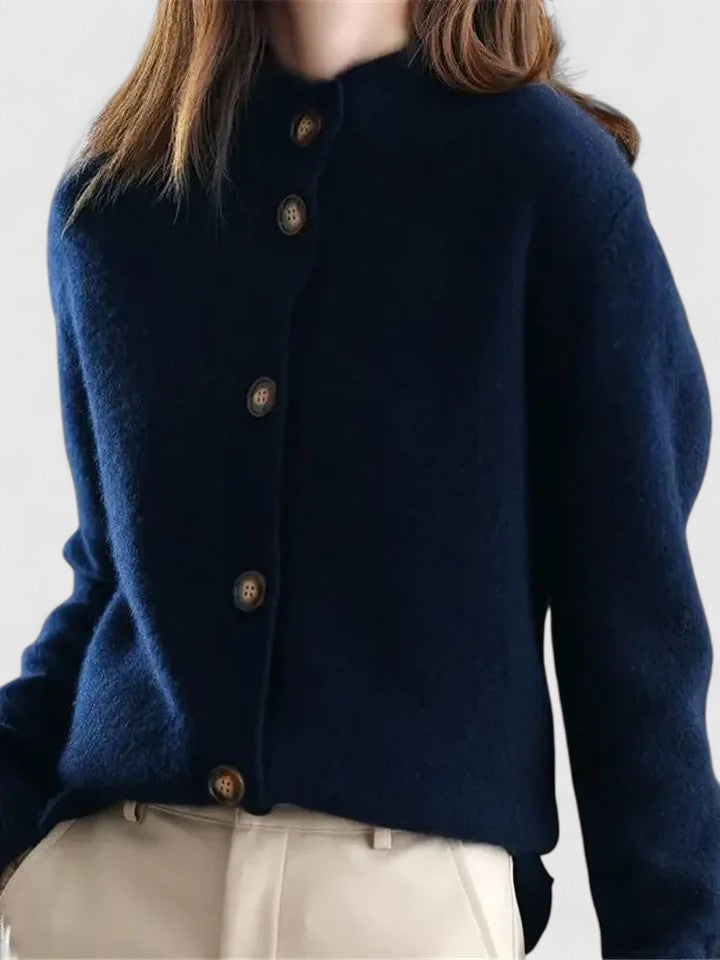 WW | Classic cardigan with button placket