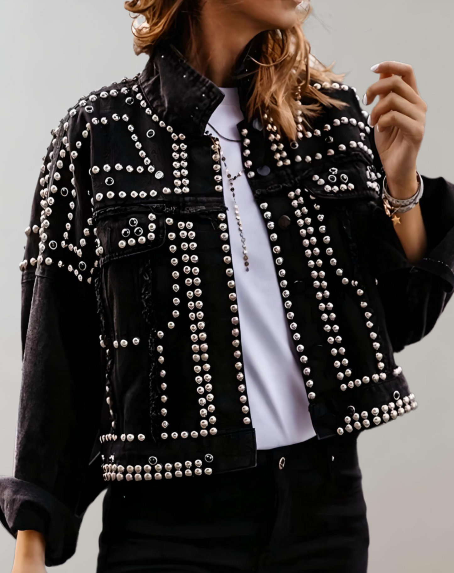 WW | Casual denim jacket with studs - Durable and stylish for everyday wear