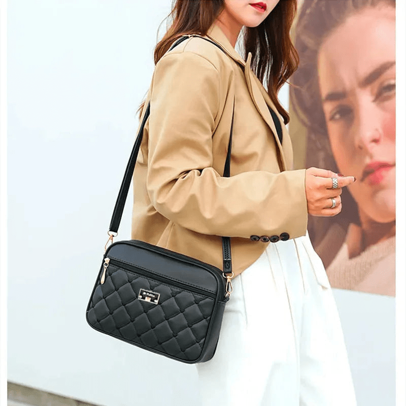 WW | Women's Shoulder Bag With Diamond Pattern And Zipper