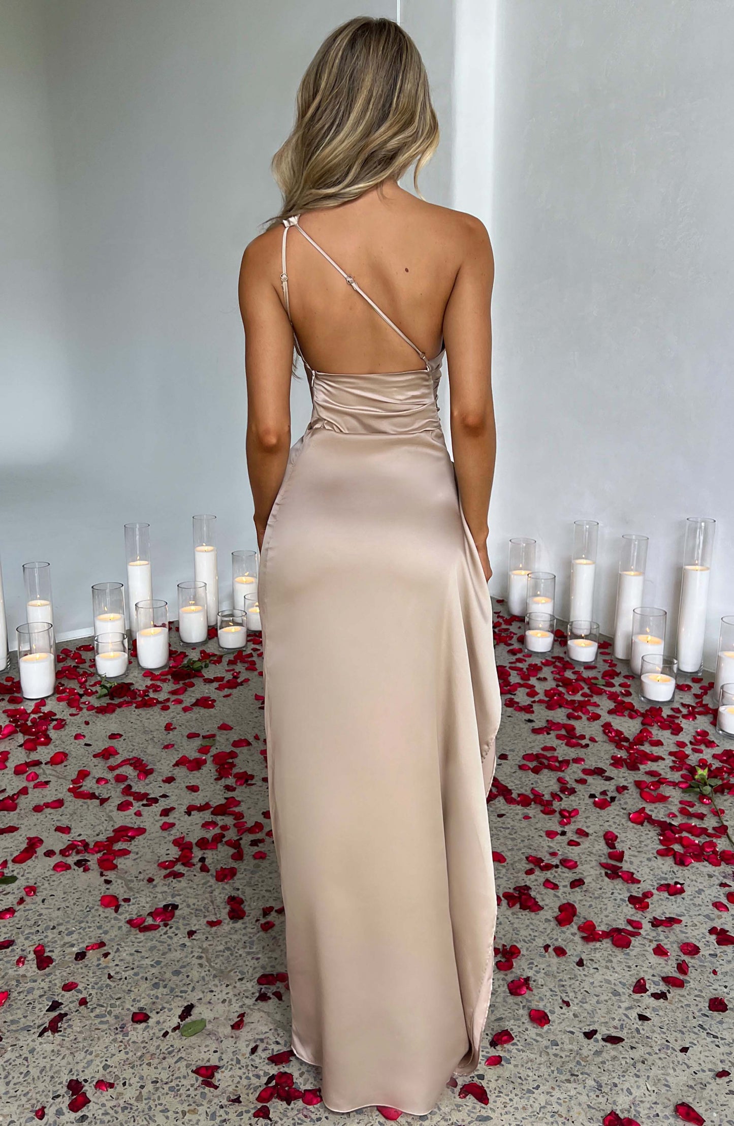 Lola™ | Lace Maxi Dress