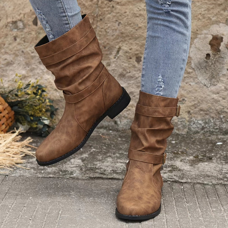 WW | Lederstiefel mit Schnallendetail