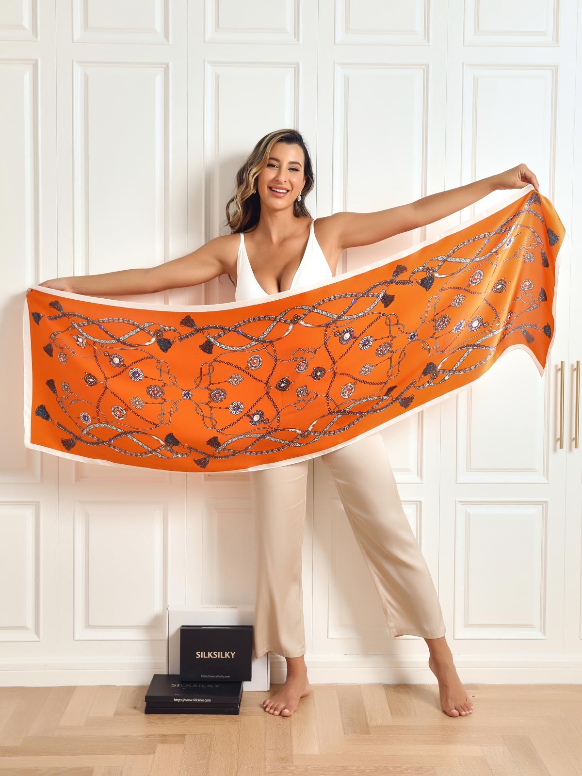 WW | Luxurious Women's Mulberry Silk Scarf