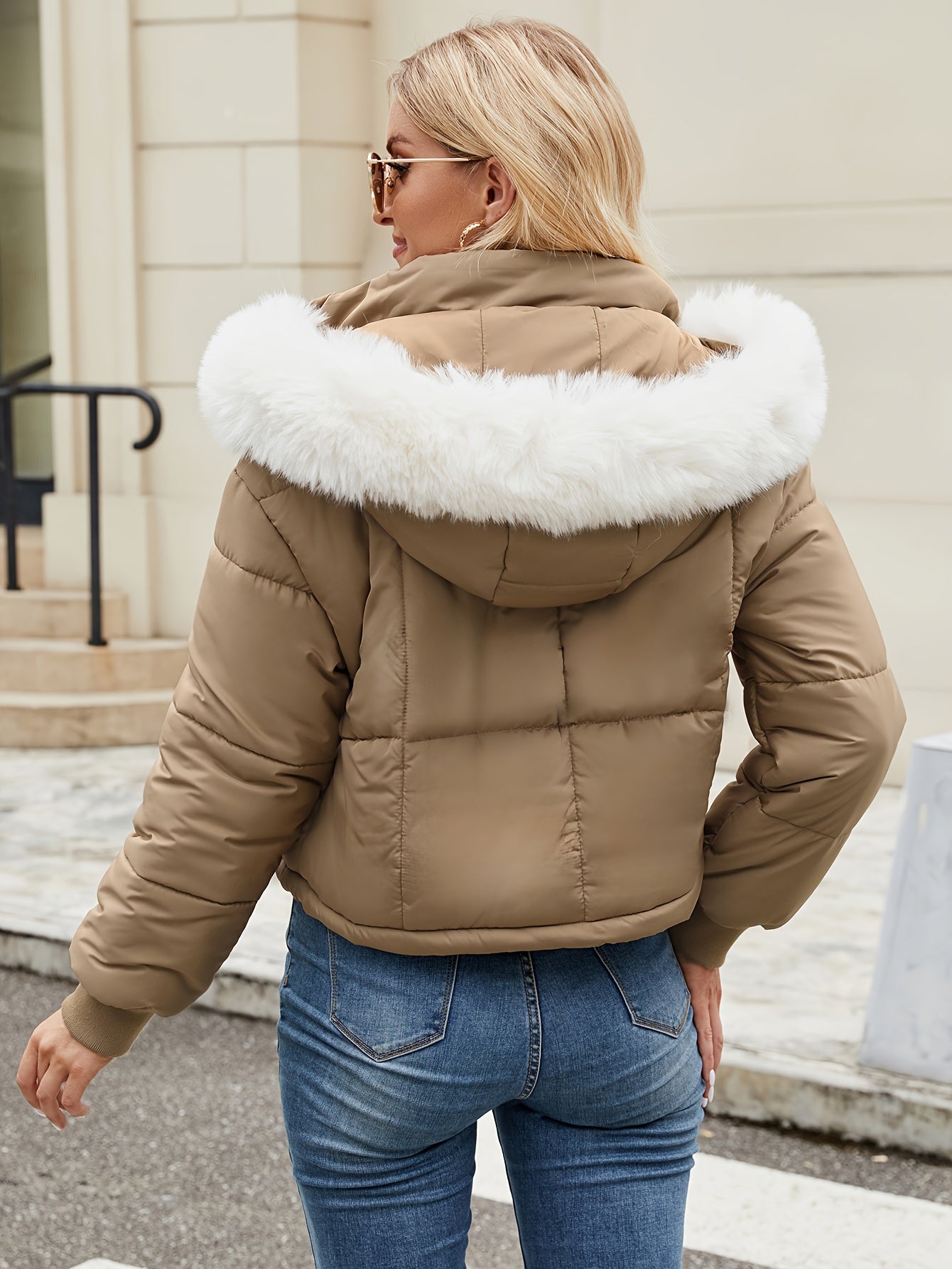 WW | Elegant and Warm Black Puffer Jacket for Winter