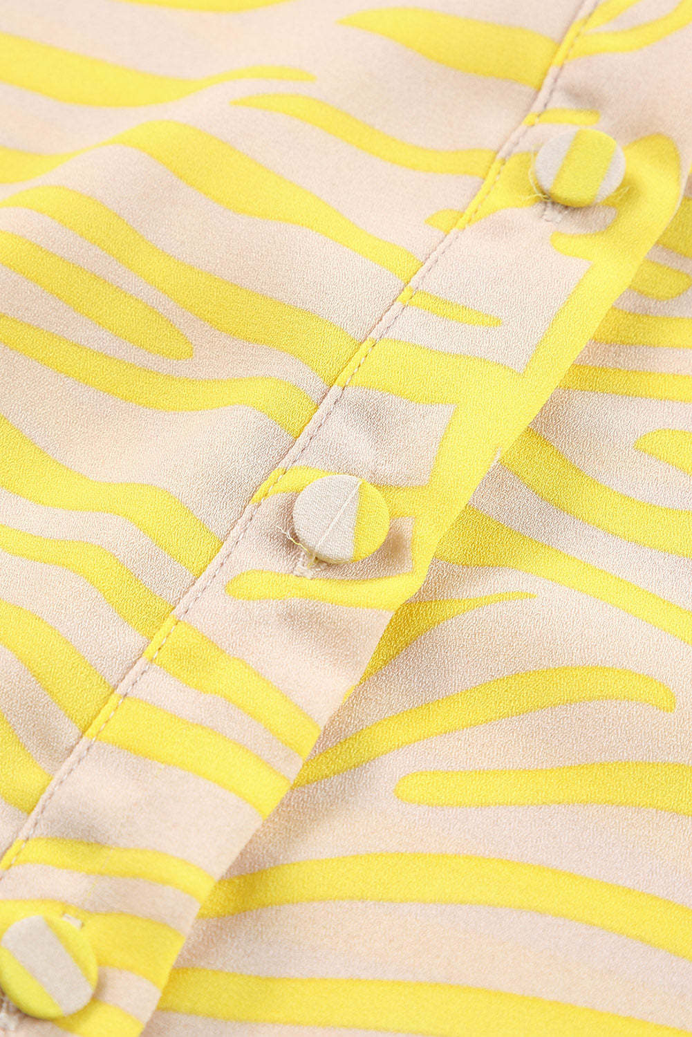 WW | Zebra print and V-neck