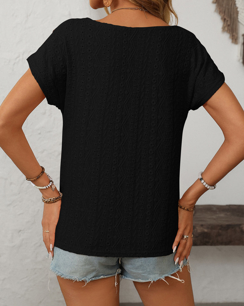 WW | Blouse Round Neck Button Neckline Short Sleeve