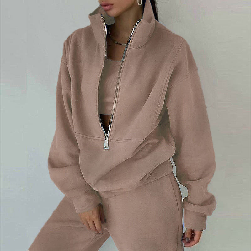 WW | Women's 2-Piece Zip Neck Set for Sporty Elegance