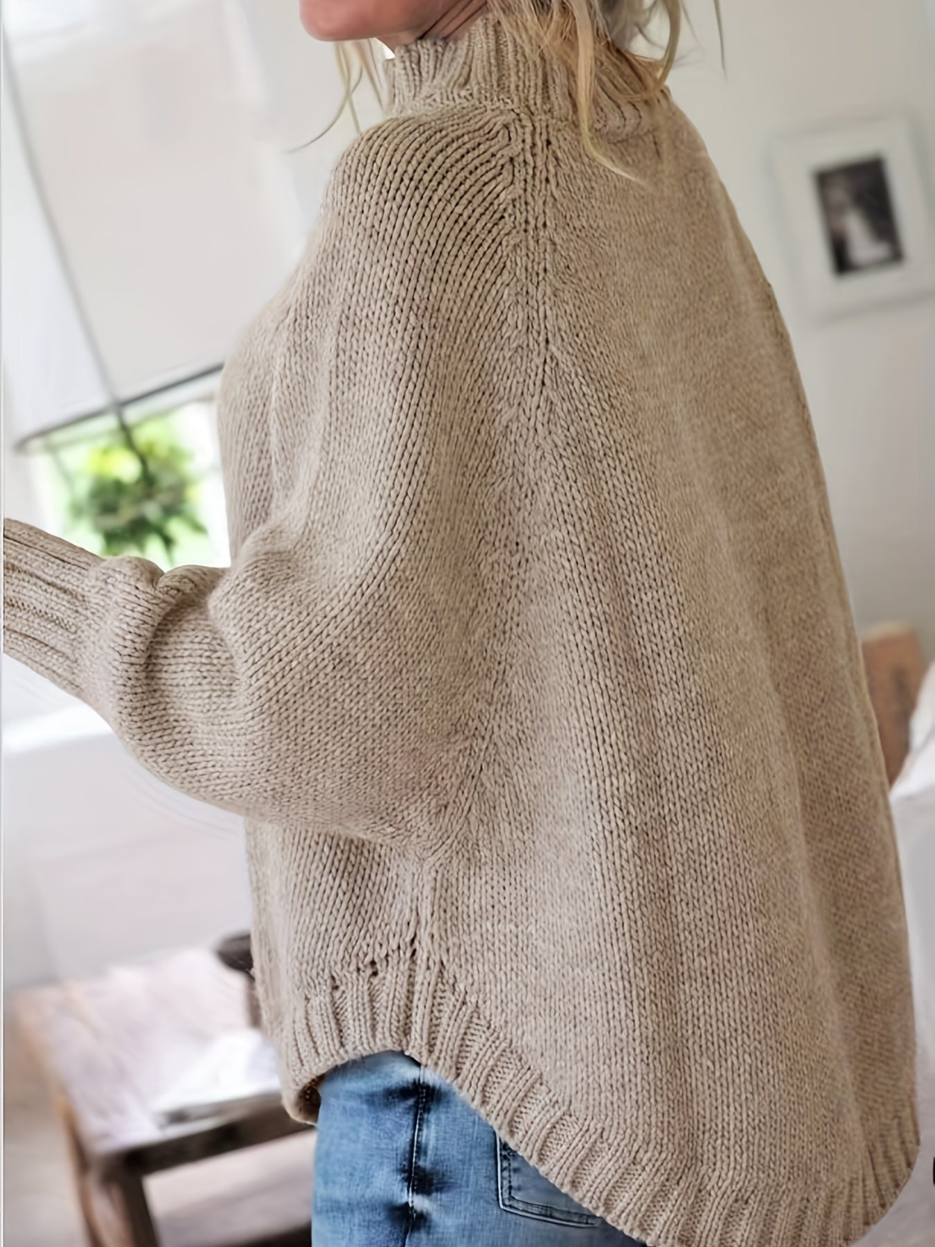 WW | Elegant Knitted Sweater