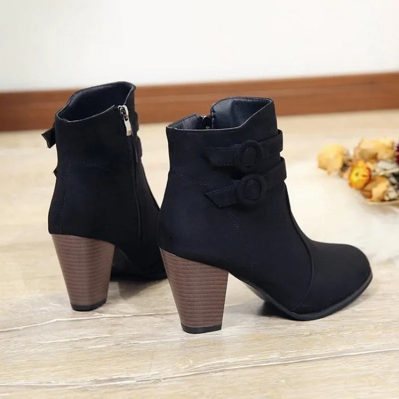 WW | Fashionable Ankle Boots