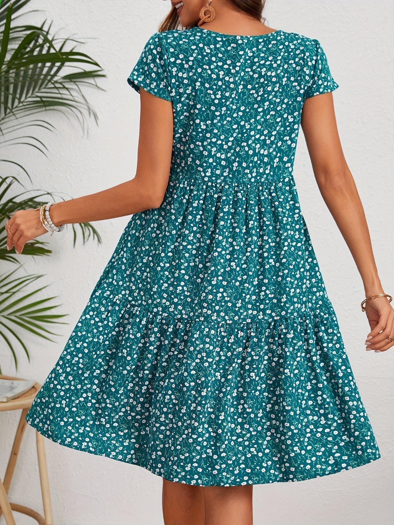 Callista - Floral Print Round Neck Dress