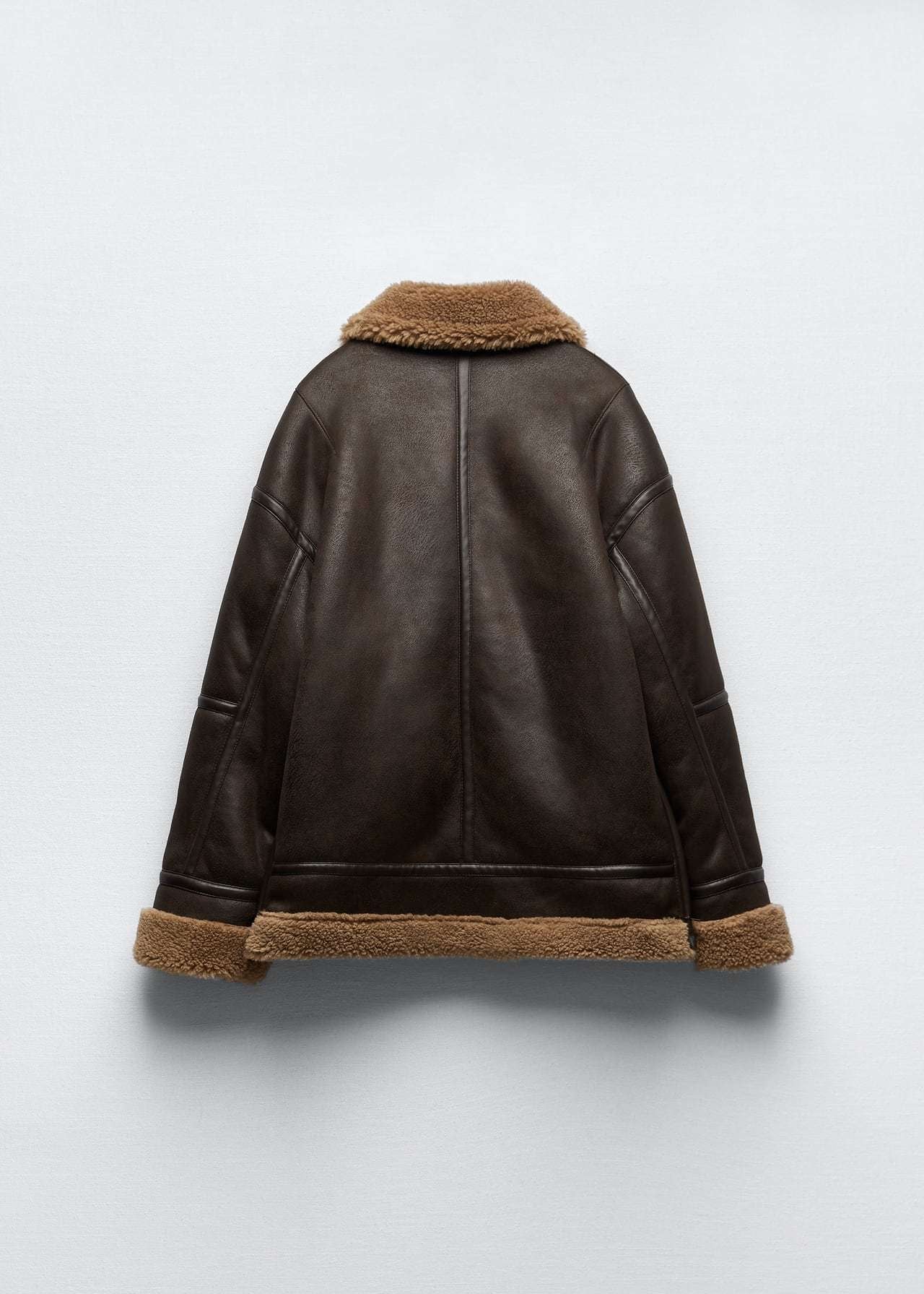 WW | Fellbesetzte Revers-Fliegerjacke