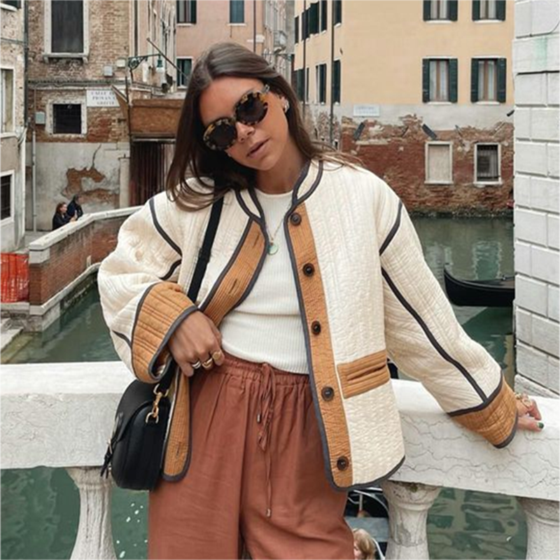 WW | Comfortable Women's Transition Jacket with Button Details