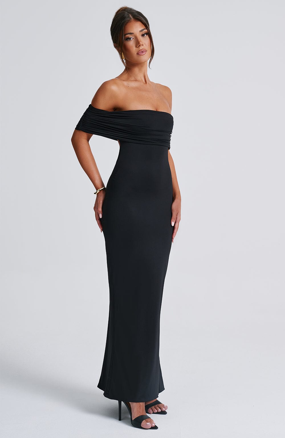 Isadora™ | Off-Shoulder Maxi Dress