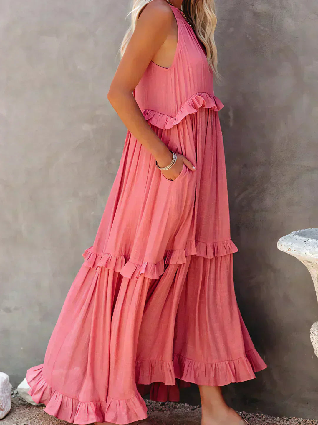 Sarah | Maxi Dress with Ruffles and Halter Neck