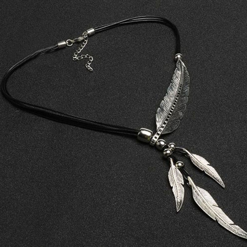 WW | Golden Feather Necklace In Bohemian Style