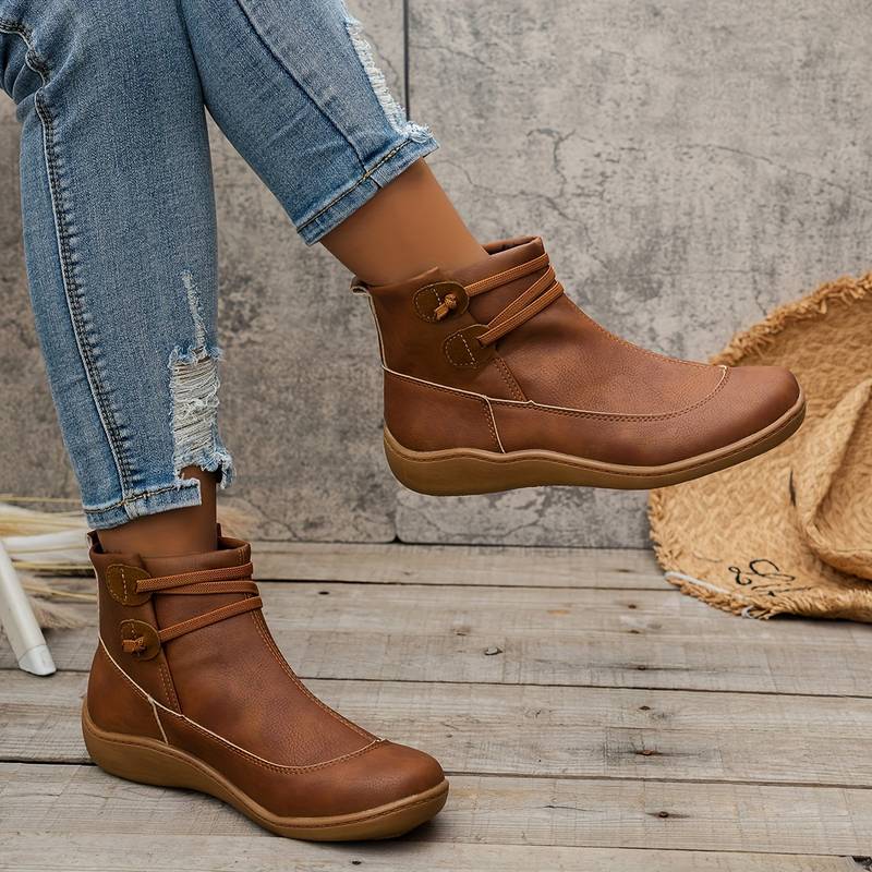 WW | Trendy Plus-Size Casual Athletic Shoes for Women