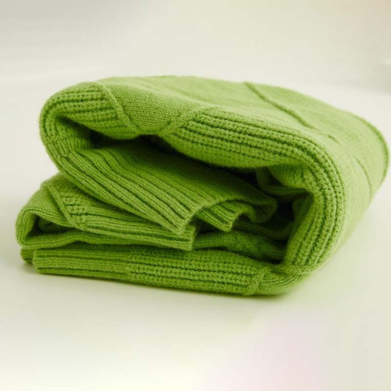 WW | Klassischer Pullover Aus Einfarbigem Strick
