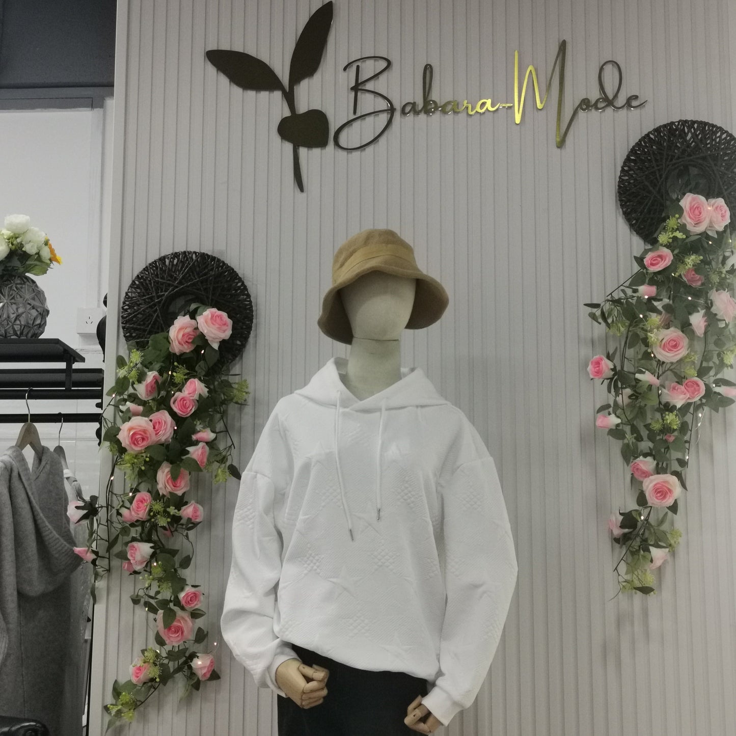 WW | Einfarbiges weißes Sweatshirt mit langen Ärmeln